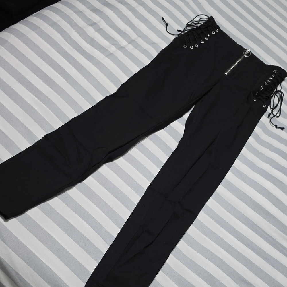Gothic Black Lace-Up Skinny Pants with Zipper - Picture 2 of 7